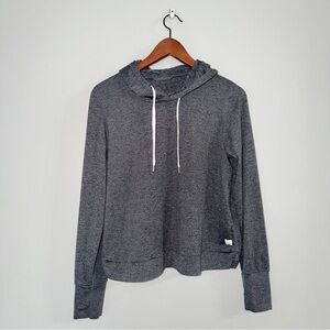 Vuori Hoodie Women’s M Essential Halo Performance Pullover Heather Gray